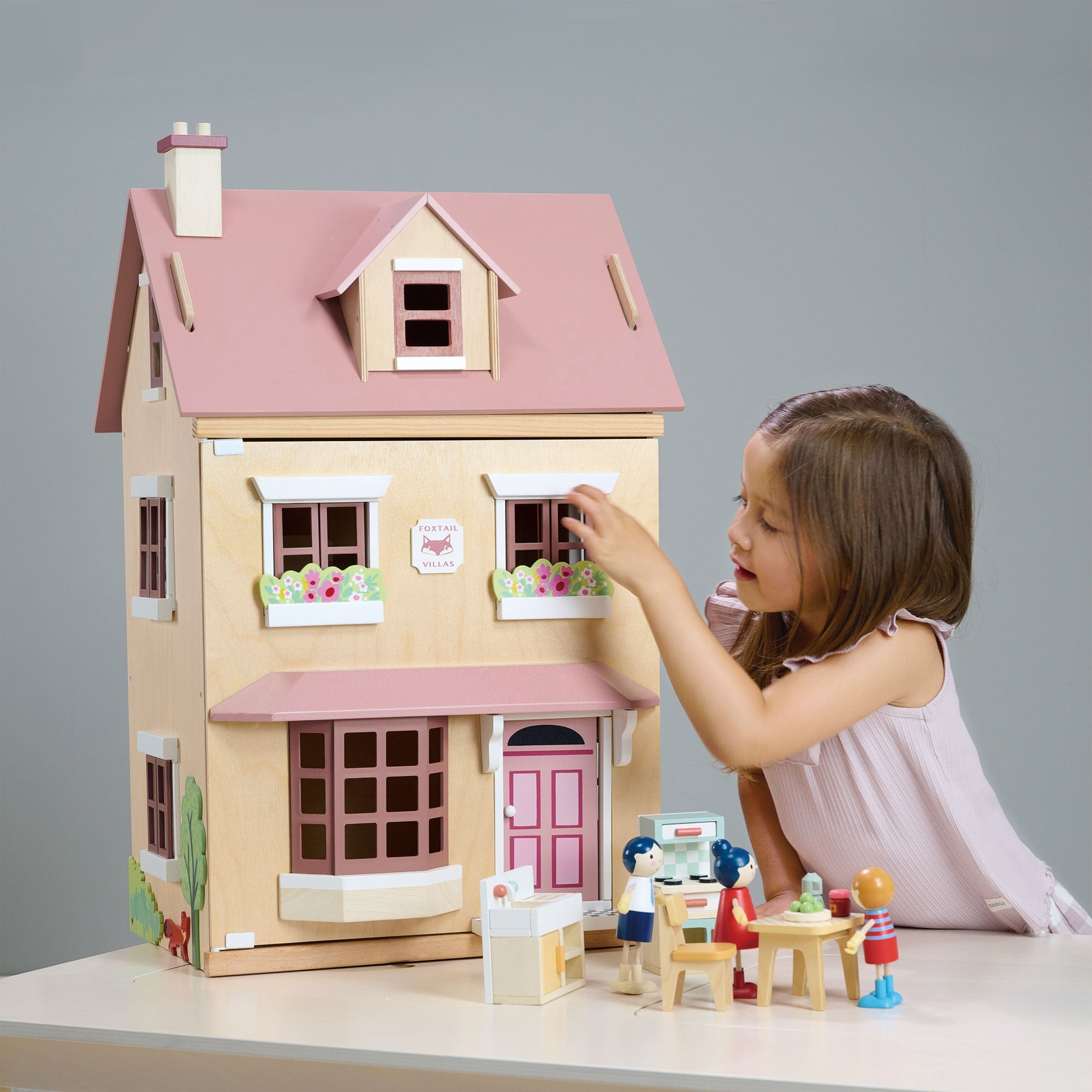 Foxtail Villa Set